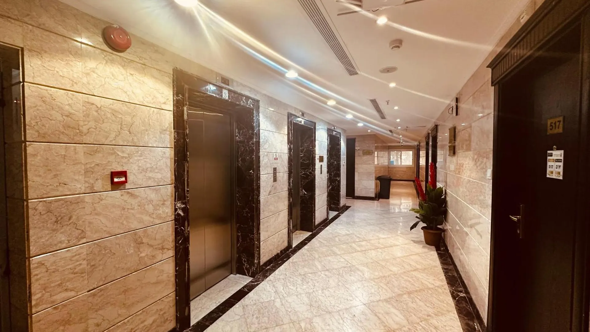 ضيوف المقام كونكت توصيل للحرم - Diouf Al Maqam Connect Hotel Shuttle Service To The Haram